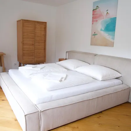 Urban Oasis Apartment Klagenfurt am Woerthersee Exterior photo